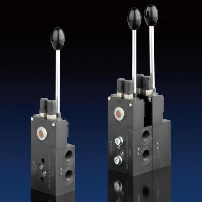 Hydraulischer Joystick Für Bagger - 6-Polig Mit 3 Tasten Für DH150 DH300 Modelle